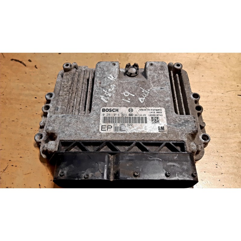 VAUXHALL / OPEL 1.9 DZINĒJA VADĪBAS BLOKS (ECU) 55205622 / 0281014024