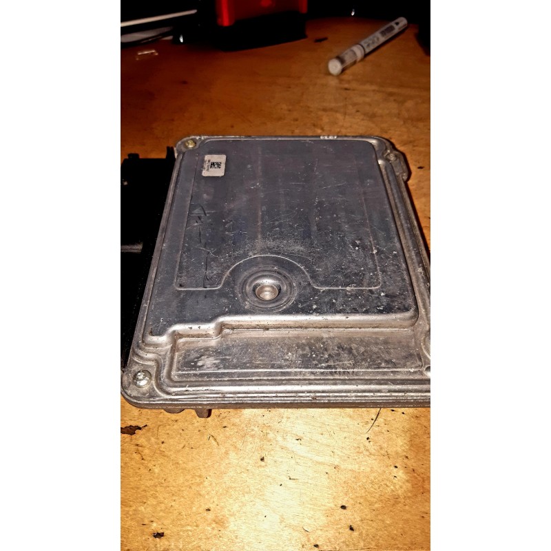 VAG 1.9 TDI DZINĒJA VADĪBAS BLOKS (ECU) 0281013443 / 03G906013E