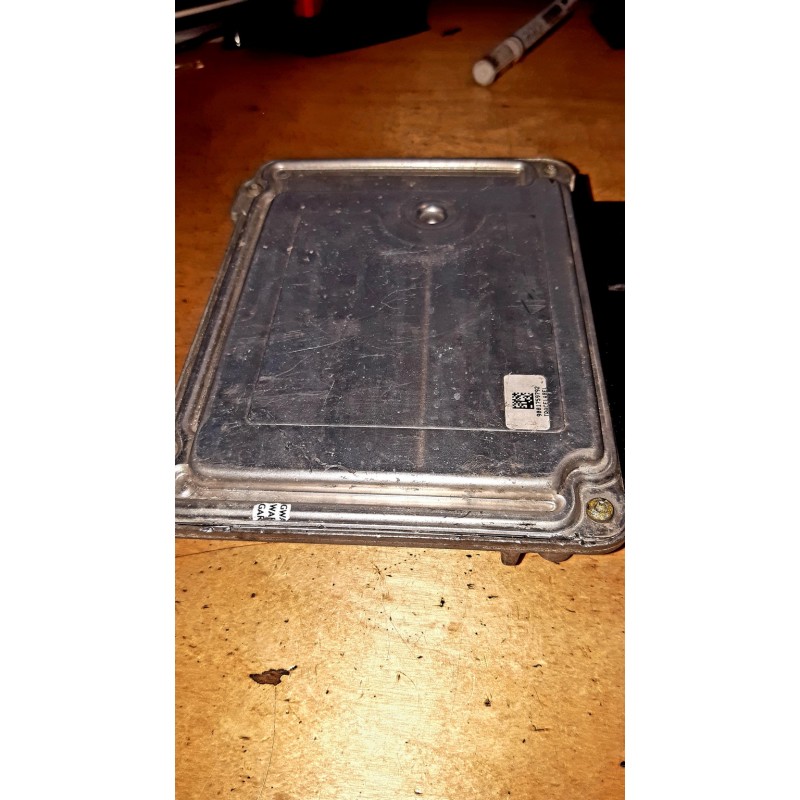 VAG 1.9 TDI DZINĒJA VADĪBAS BLOKS (ECU) 0281013443 / 03G906013E